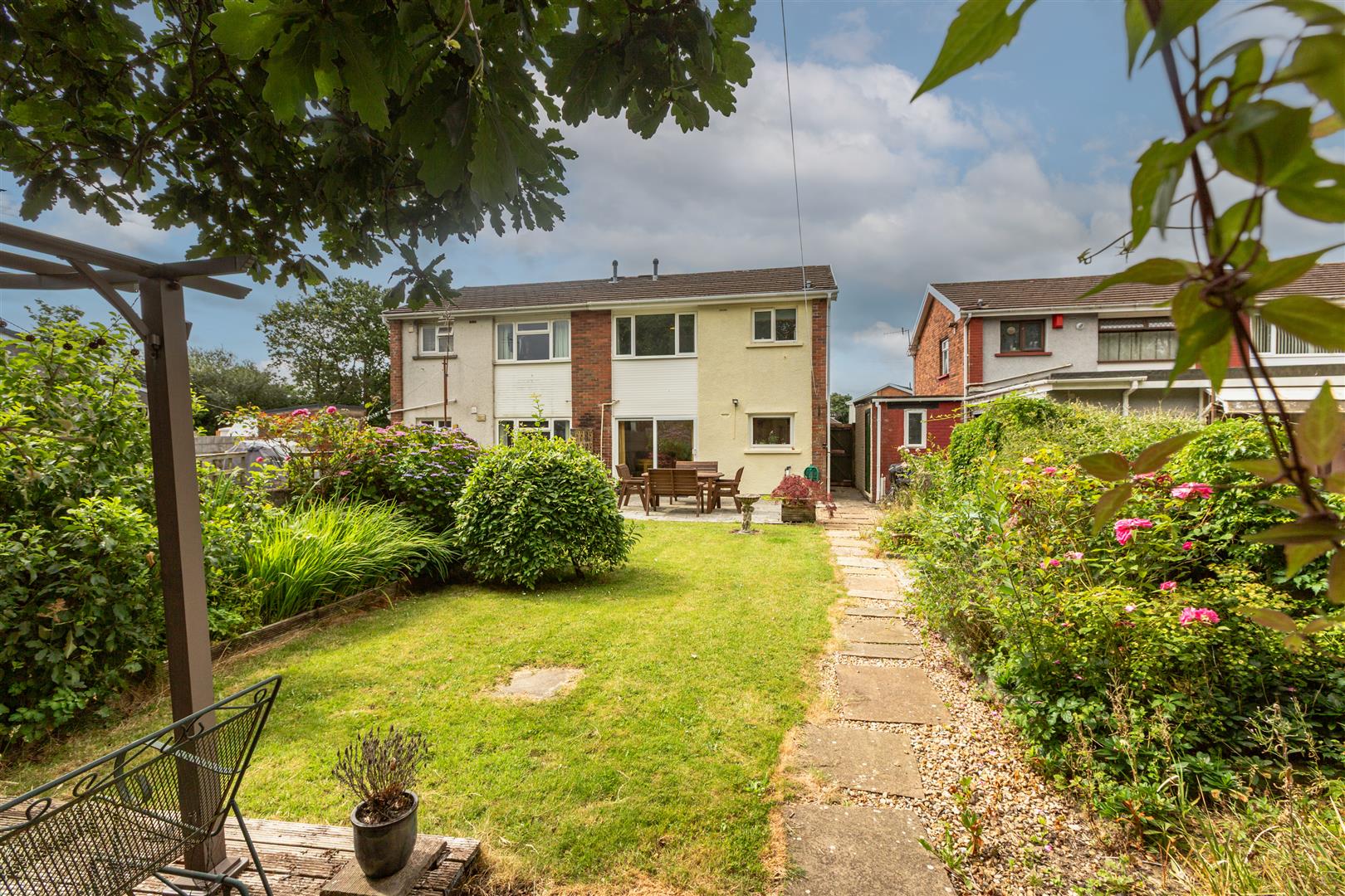 Caegar, Llanelli, SA14 9NR